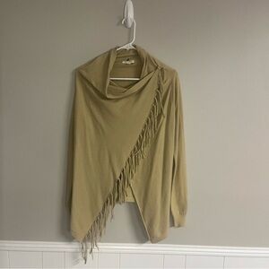Chic tea n rose Fringe Shawl in Tan Size Small/Medium